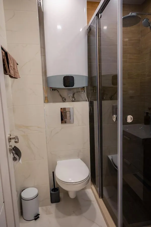 Emerald Suite With Private Parking Varna Apartamento